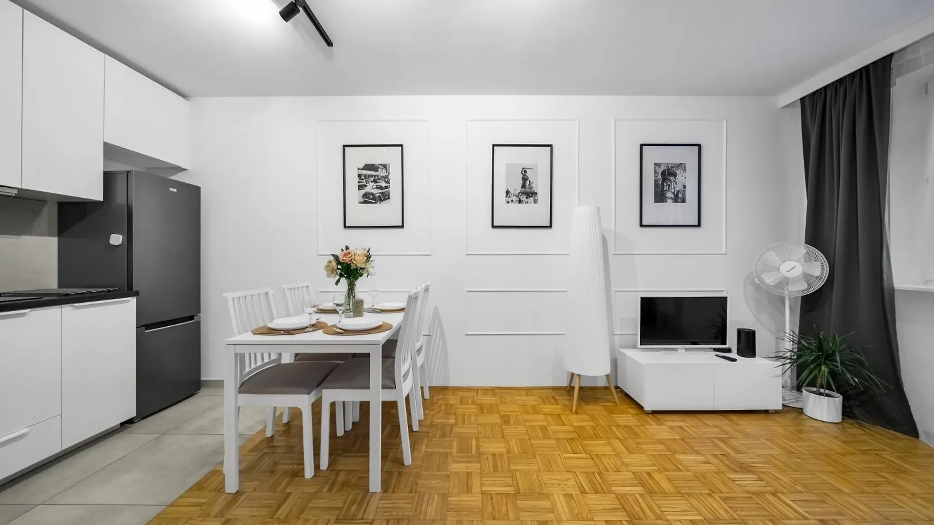 Warsaw Praga Apt - Parking, Tram&Shops Nearby - By Rentujemy 0*,  Polonia