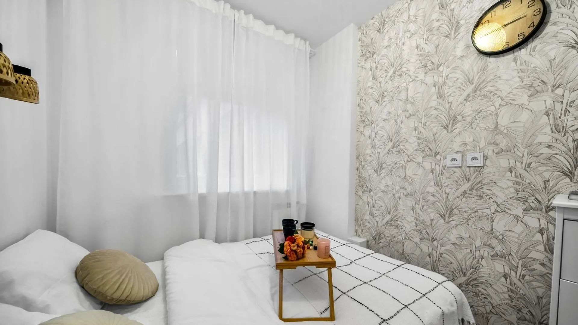 Warsaw Praga Apt - Parking, Tram&Shops Nearby - By Rentujemy Apartment