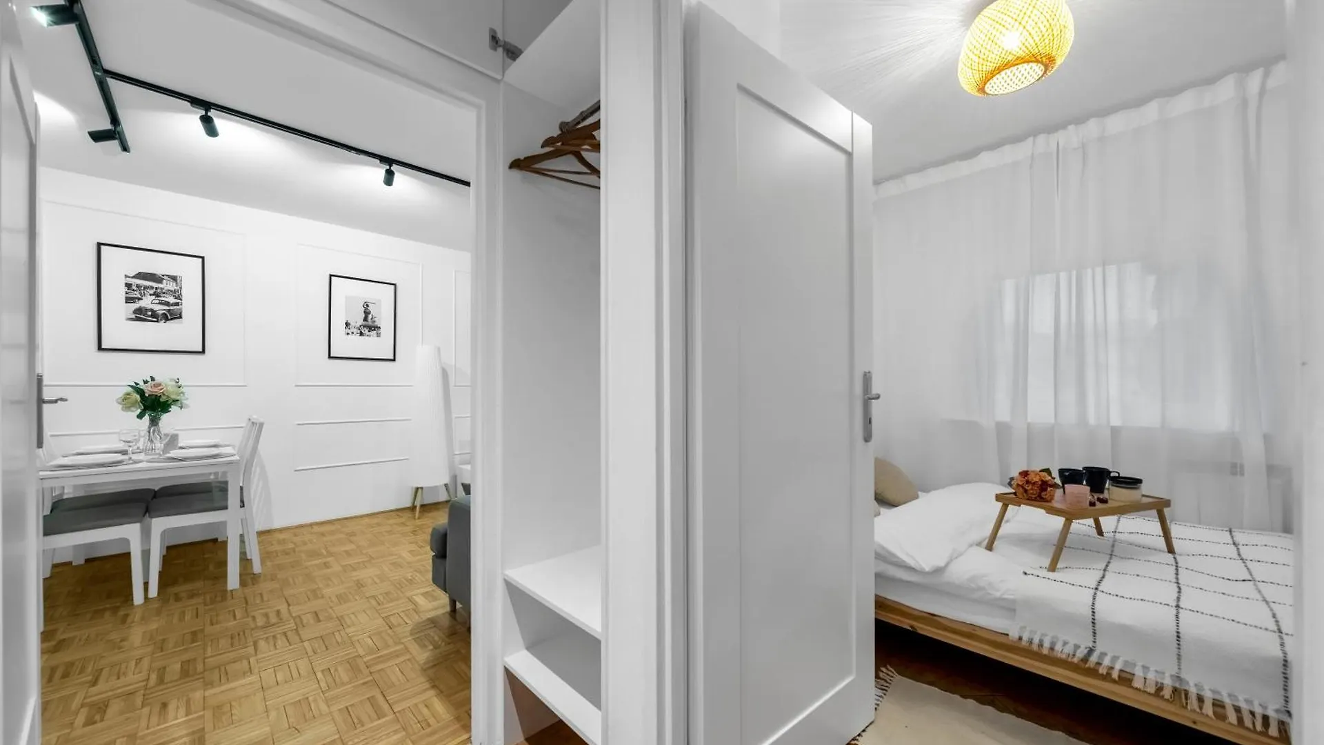Warsaw Praga Apt - Parking, Tram&Shops Nearby - By Rentujemy